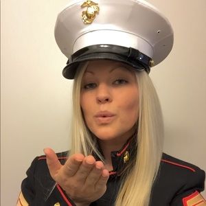 Meet your Posher, Tina